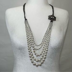 NEW YORK & CO Faux Pearl Necklace